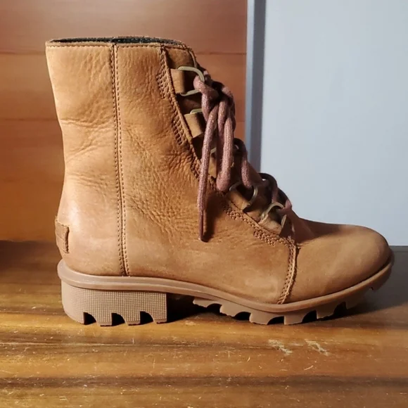 Sorel Tan Lace Up Boots - Picture 3 of 5
